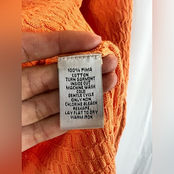 Vintage Talbots sweater light orange pima cotton pullover
Orange V-Neck Size:L - Picture 9 of 13